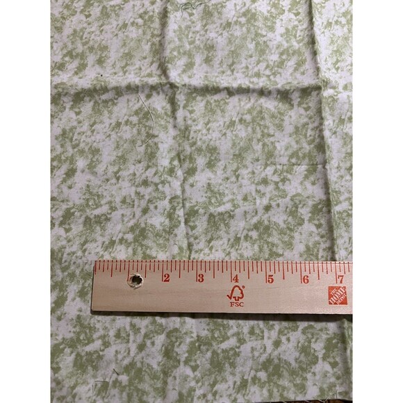 Cotton Fabric - 18" X 42"- Green Marble/Sponge/Tie-Dye Effect - Picture 3 of 5